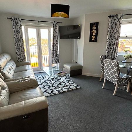 Spacious 1 Bedroom Apartment In Wigan Shevington 外观 照片